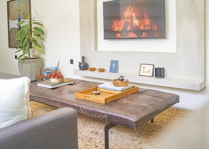 1br Prime Location